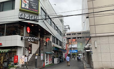 チキンゴルフ高槻店の行き方④